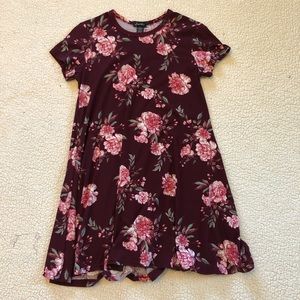 🏝 Maroon Floral Shift Dress